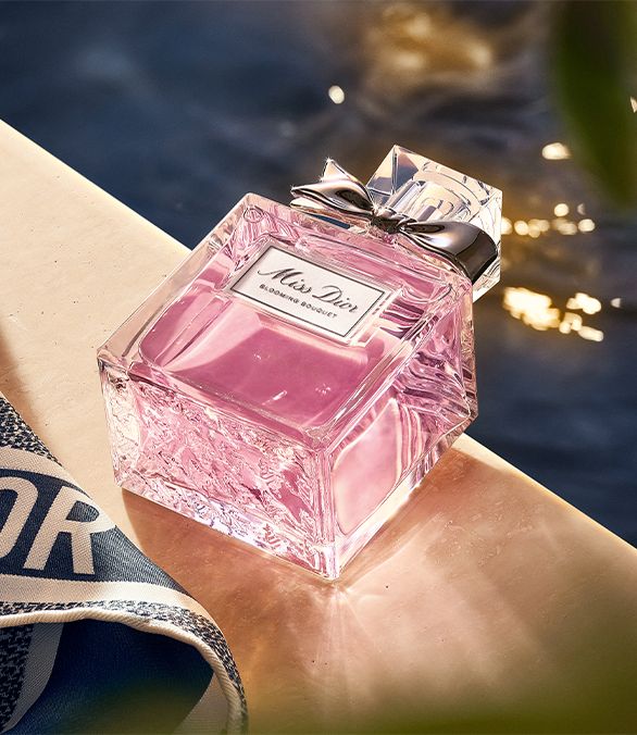 Miss dior absolutely blooming boots discount