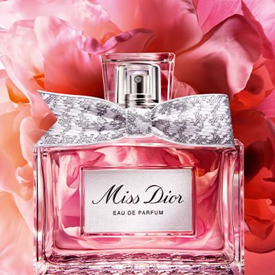 Floral Perfume | Fragrances with Floral Notes
